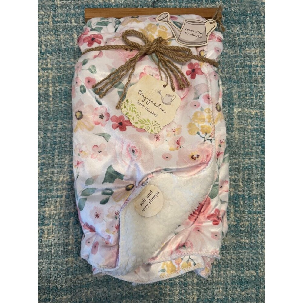 REDUCED NWT Baby Blanket Pink Floral Soft Cozy Sherpa Blanket Baby Girl Gift